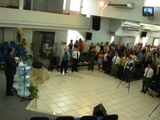 DSC08627.JPG - Pr. Josué ministrando